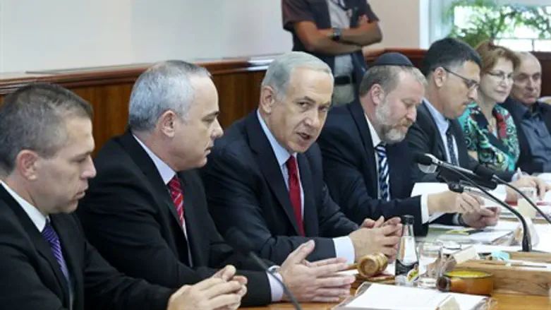 Заседание кабинета министров. Иллюстрация