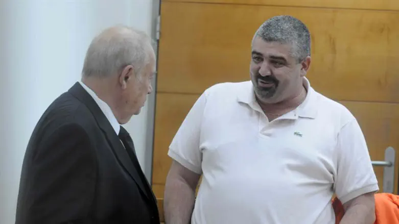 לחיאני בבית המשפט.