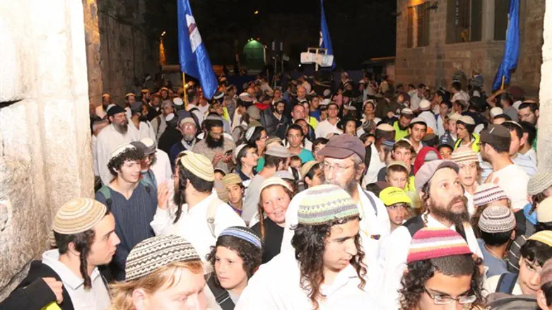 משתתפי סיבוב השערים, אמש