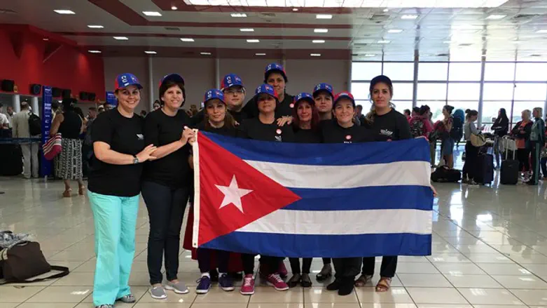 האמהות רגע לפני המראה לישראל