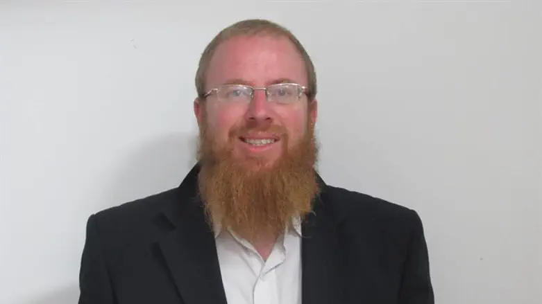 הרב אלקנה ליאור