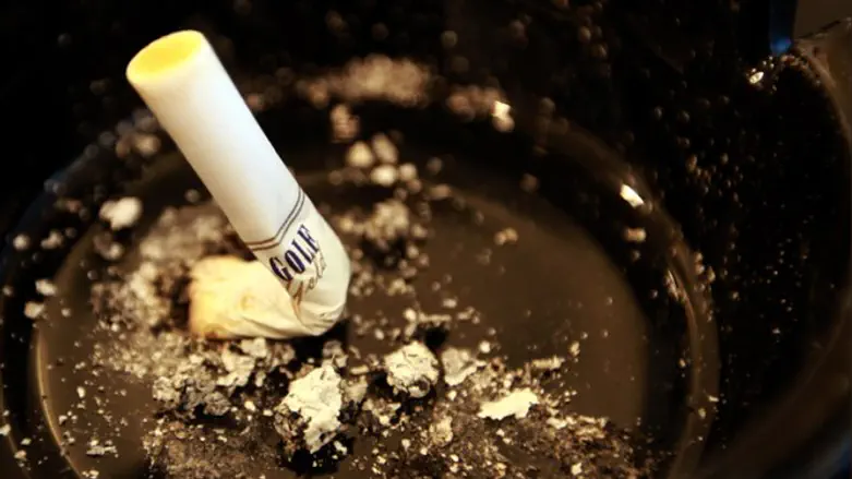 Smoking (illustrative)