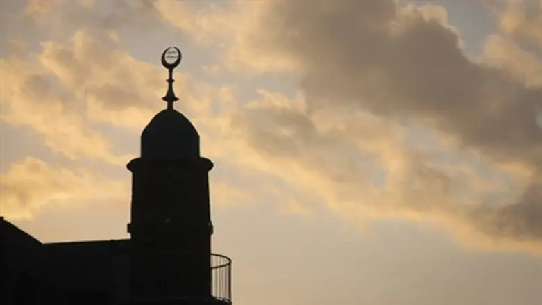 Mosque in Yafo, file