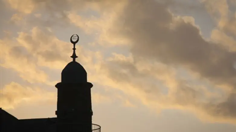 Mosque in Yafo, file