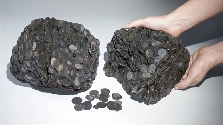 המטבעות שנמצאו בים