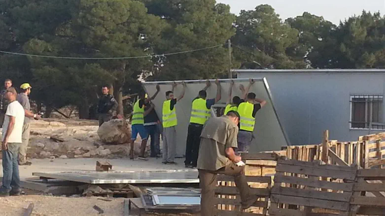 מפרקים את המבנה