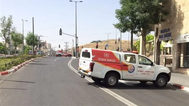 Road blocked after chemical spill in Pisgat Zeev