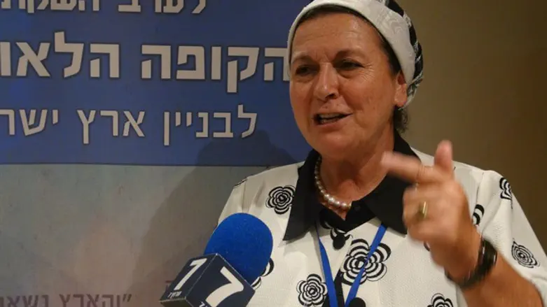 Даниэла Вайс