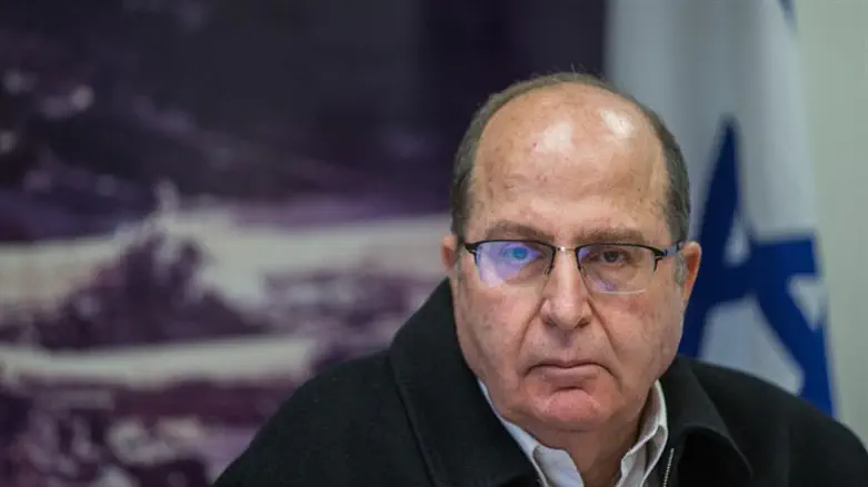 משה יעלון
