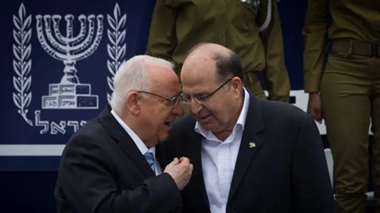 Моше Яалон и Реувен Ривлин