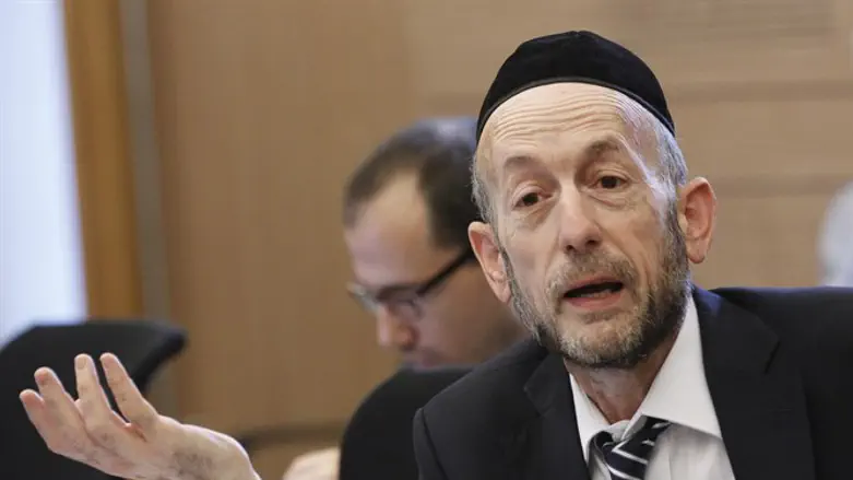 אורי מקלב