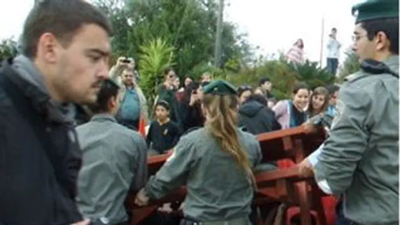 העימותים בצופים. היום