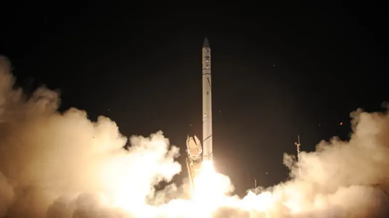 שיגור אופק 9