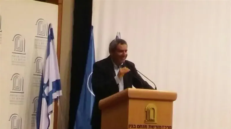 אלקין באירוע ההשקה