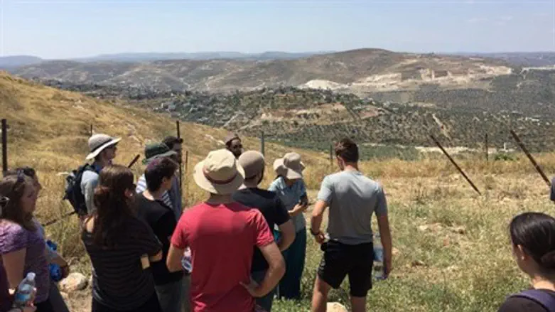 LAVI students in Samaria