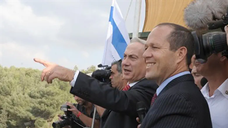 Биньямин Нетаньяху и Нир Баркат