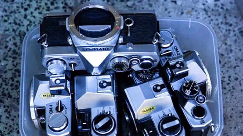 Cameras (illustration)