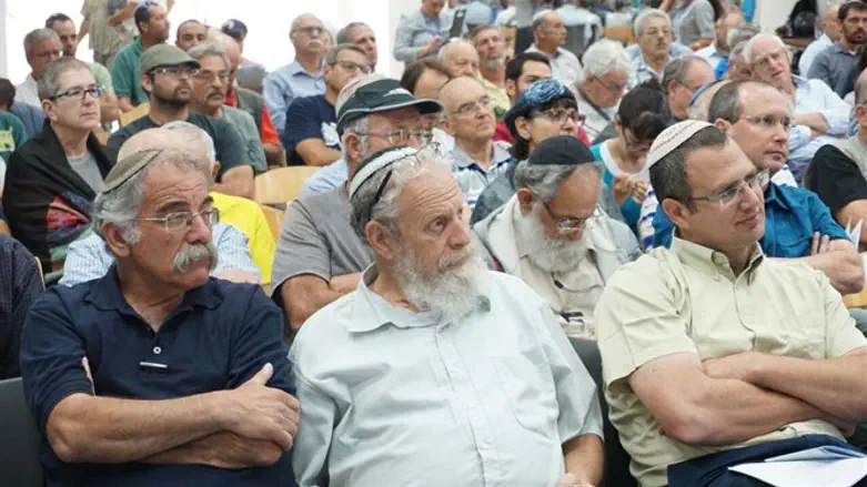 כנס עירון הראשון
