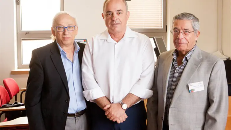 שטייניץ במכללת הדסה