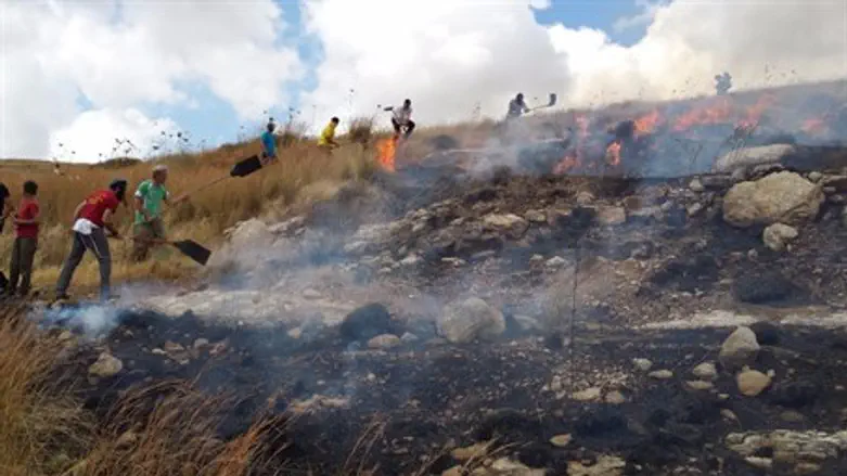 Yitzhar residents fight arson
