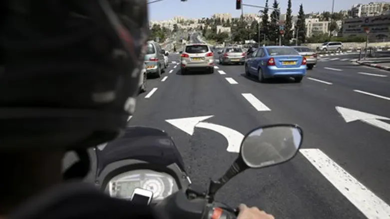 Motorcycle (illustration)