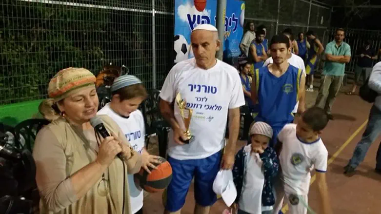 משפחת רוזנפלד. זוכרים ומחזקים