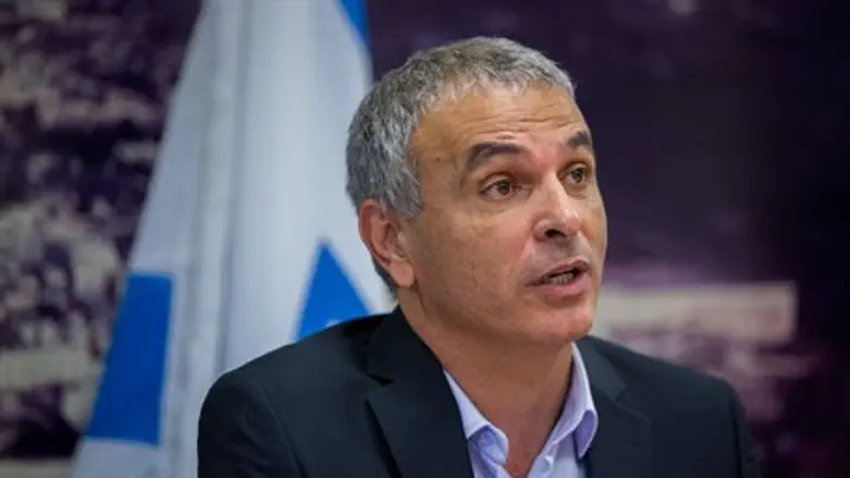 Moshe Kahlon