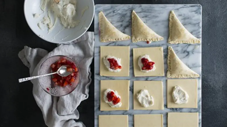 Easy to assemble: Sweet boureka