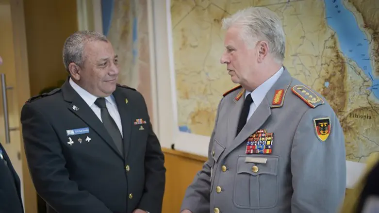 ויקר ואיזנקוט