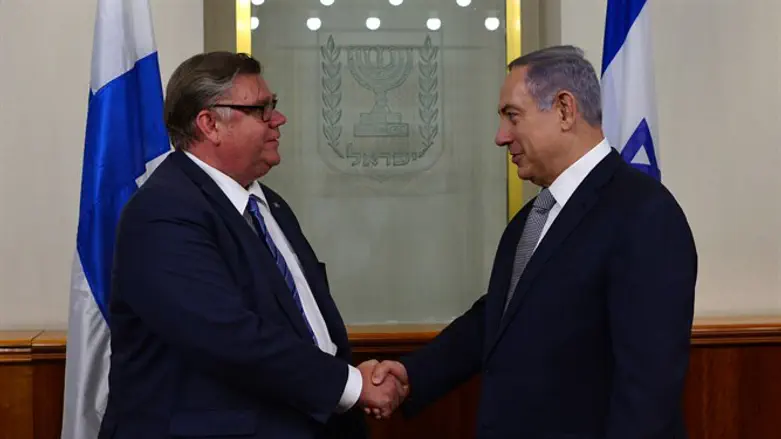 נתניהו וסויני 