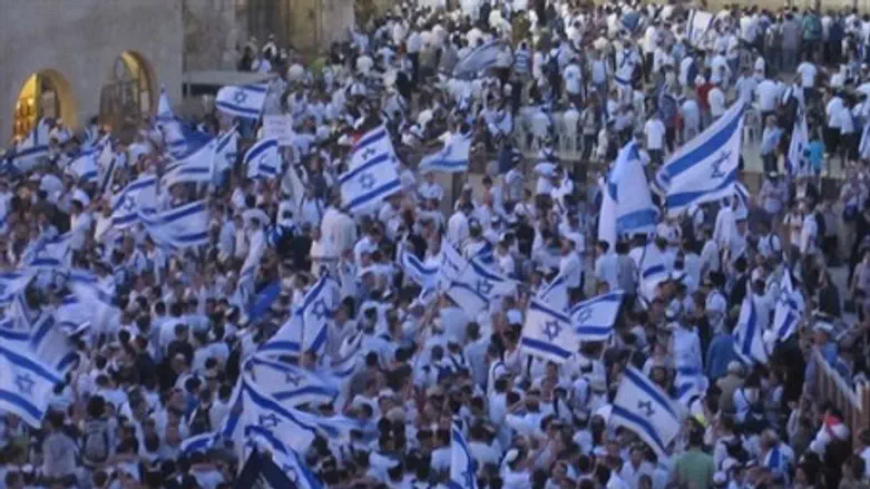 Jerusalem Day Rikudgalim march