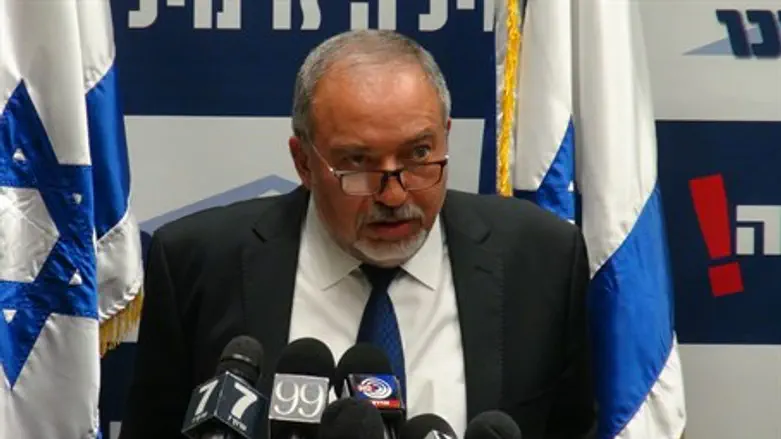 ליברמן בישיבת סיעה