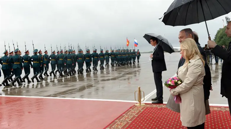 קבלת פנים במוסקבה לנתניהו ורעייתו