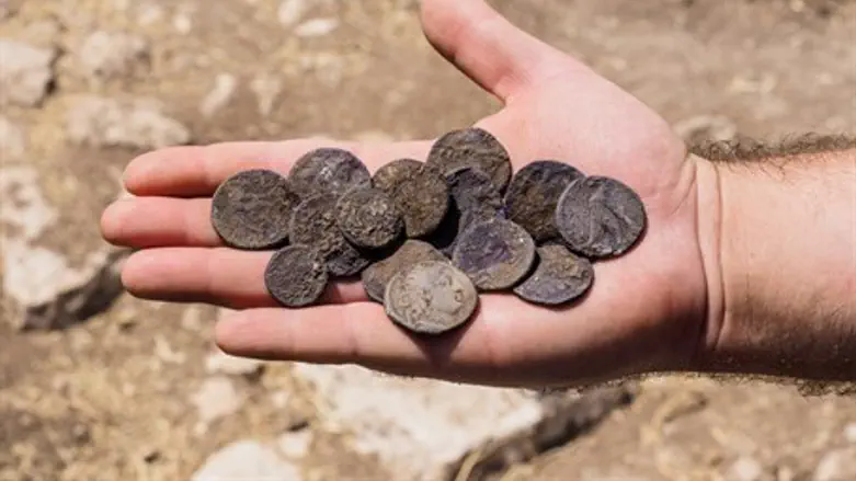 Клад серебряных монетו