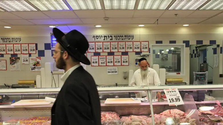 השופטים אסרו הצגת תעודת כשרות שאיננה מטעם הרבנות.