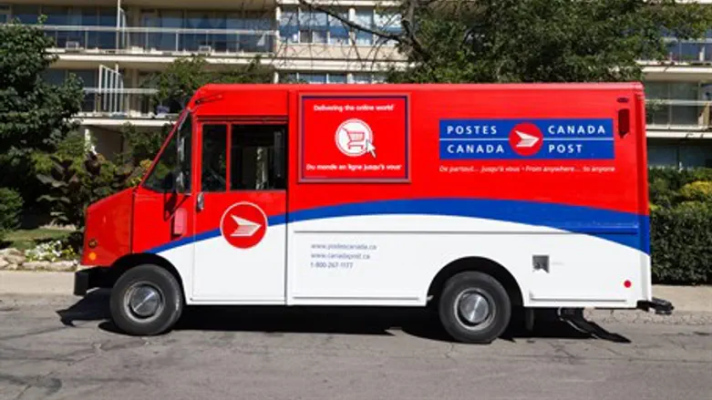 Canada Post van