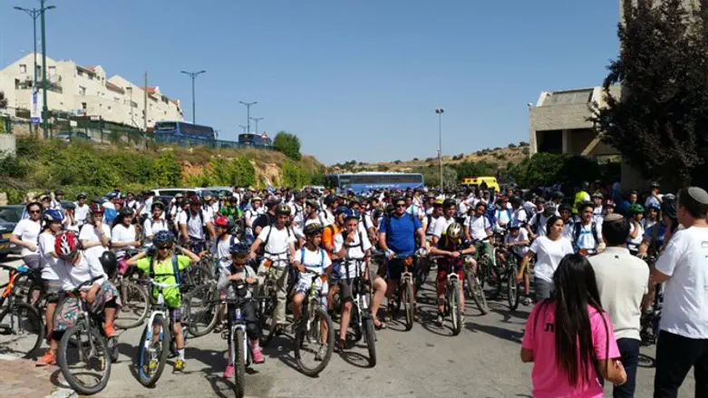 יוצאים לדרך לירושלים