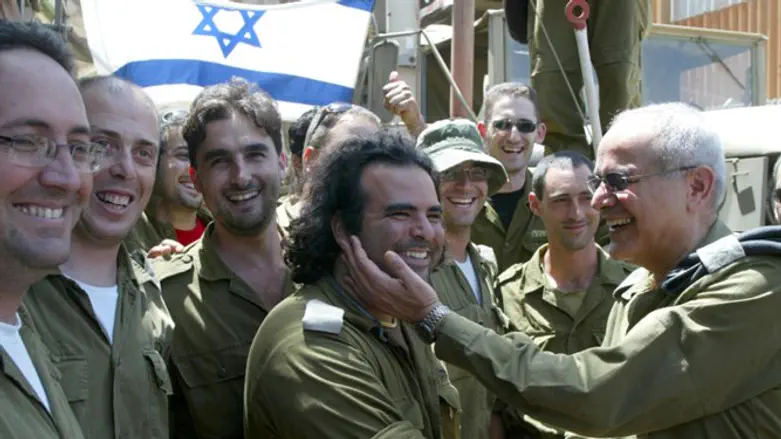 מלחמת לבנון השניה, אילוסטרציה