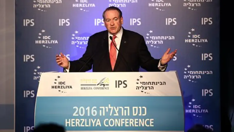 Майк Хакаби