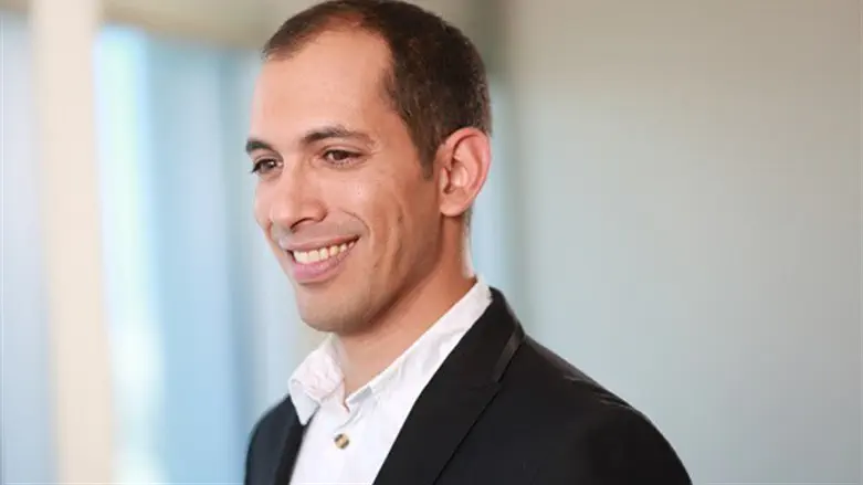 עו"ד רון גינת