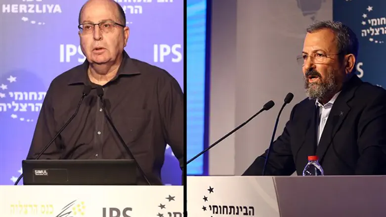 אהוד ברק ומשה יעלון בכנס הרצליה