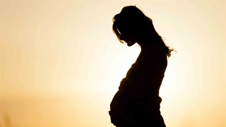 על איזה חלק מהנדנדה אשב היום?