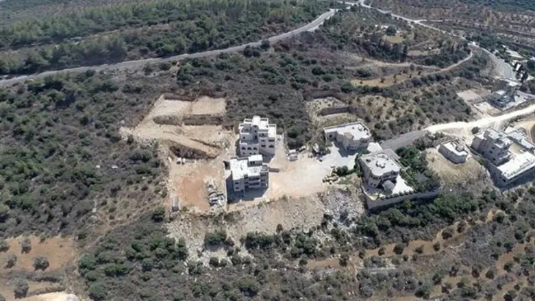 בניה בלתי חוקית בעראבה