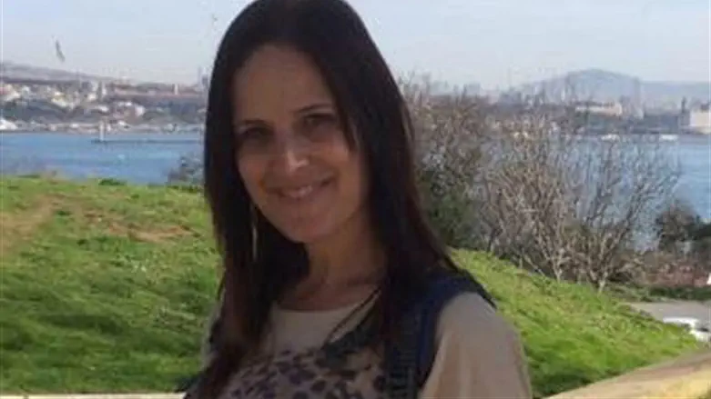 אסתי וינשטיין