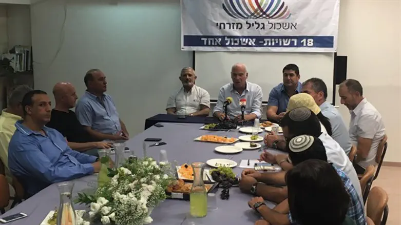 אריאל עם ראשי הרשויות