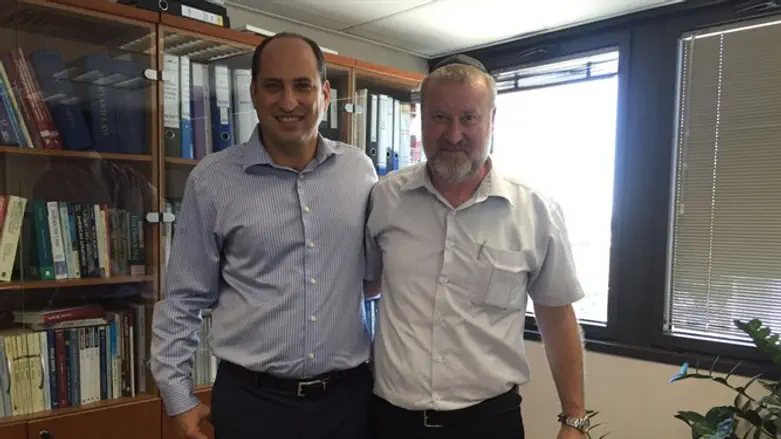 מנדלבליט וספיר