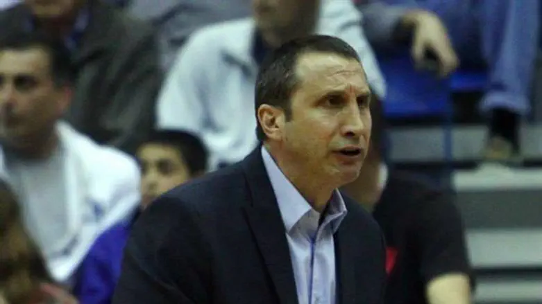 בלאט. יארח את הפיינל-פור. יעפיל אליו גם?