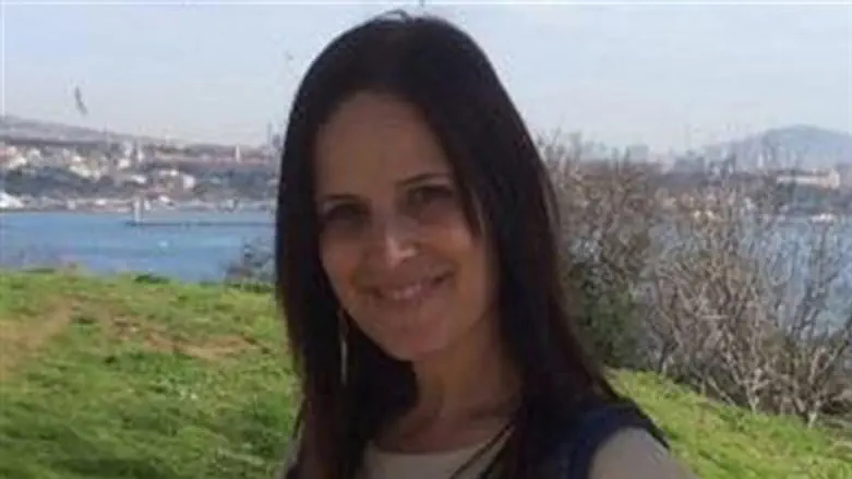 Esti Weinstein