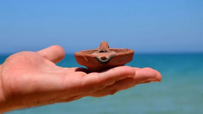 נר בן 900 שנה