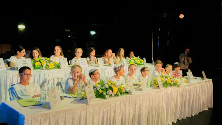 משתתפי חידון התנך באשקלון